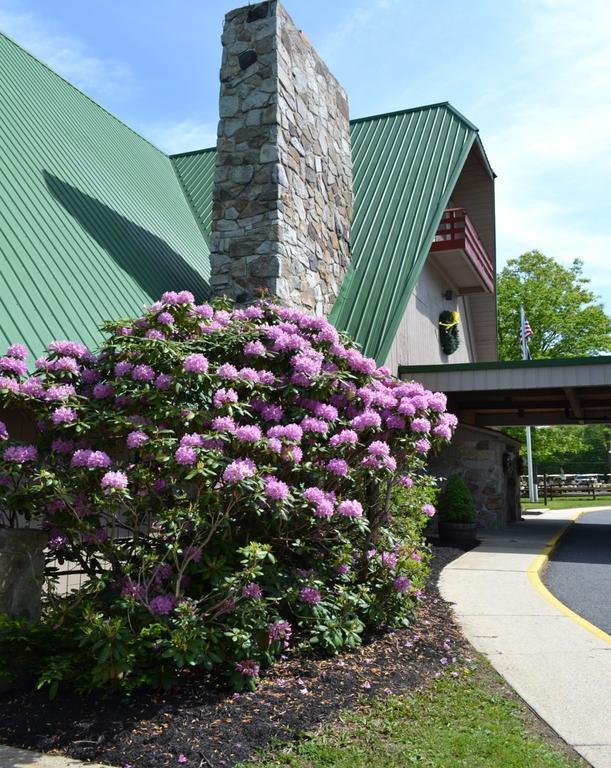 Alpine Lake Resort Terra Alta Exterior foto