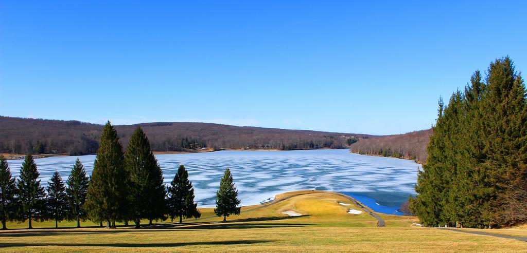 Alpine Lake Resort Terra Alta Exterior foto